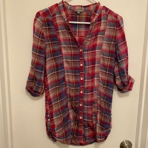 Rubbish medium button down shirt.